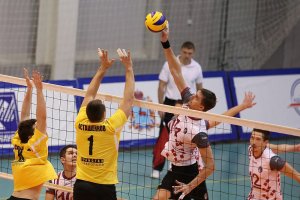 Высшая лига А. 21 тур. Одна победа в последнем выездном туре сезона