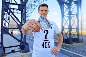 Абонементы на новый сезон. Готовимся к играм в октябре