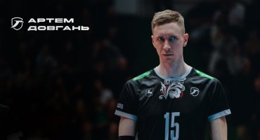 Вместе с командой. Нападающий Артём Довгань проведет второй подряд год с «Горьким»