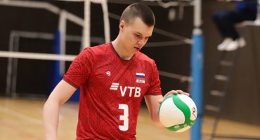 Связующий «Горького-2» Илья Глебов в составе сборной России U-18 стартовал с победы на учебно-тренировочных сборах в Минске