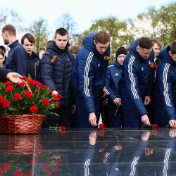 АСК совместно с нижегородскими спортивными клубами и ЦУРС возложили цветы у Вечного огня в кремле и почтили минутой молчания память погибших в годы Великой Отечественной войны