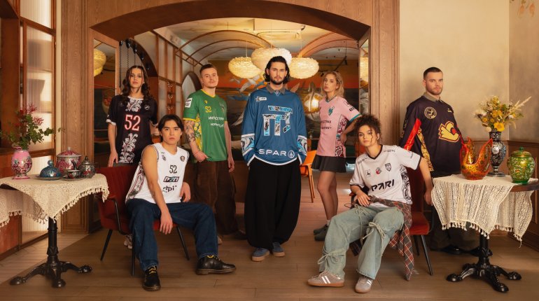 Вместе За Нижний - семь спортивных клубов региона проведут матчи в единой игровой форме