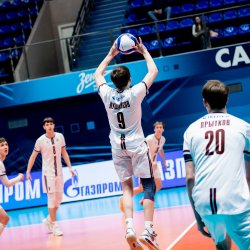 Молодежная Лига. 5 тур. В первом матче серии уступаем 