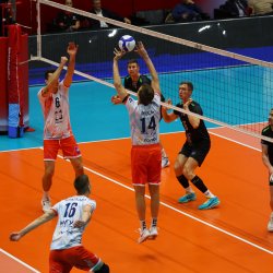 Суперлига. 7 тур. Побеждаем МГТУ в международный день студента