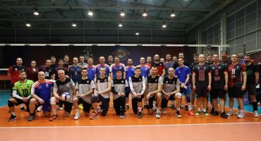 Мини-турнир друзей волейбола в ДС «Заречье»